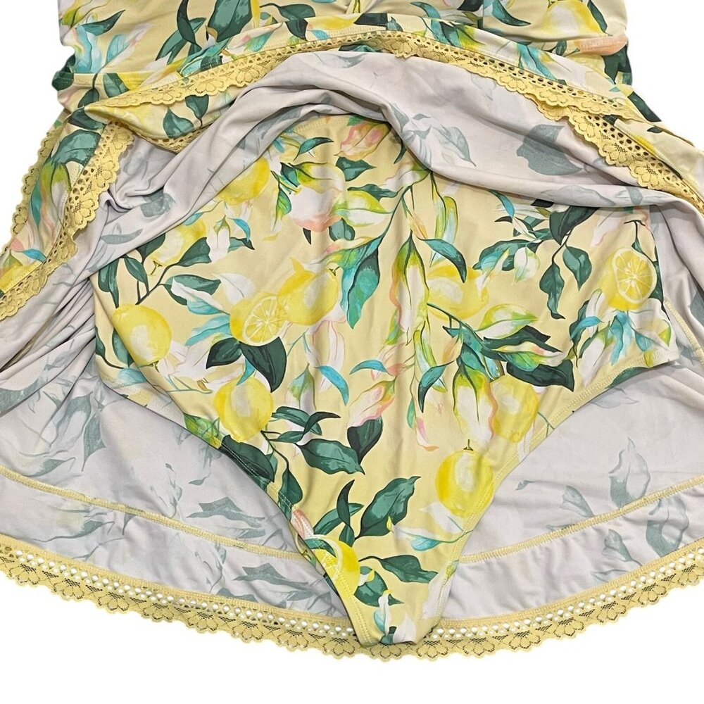Torrid Wireless Swim Dress Yellow Lemon Print Sz 4X Padded Cups Adjustable Strap - Picture 6 of 9